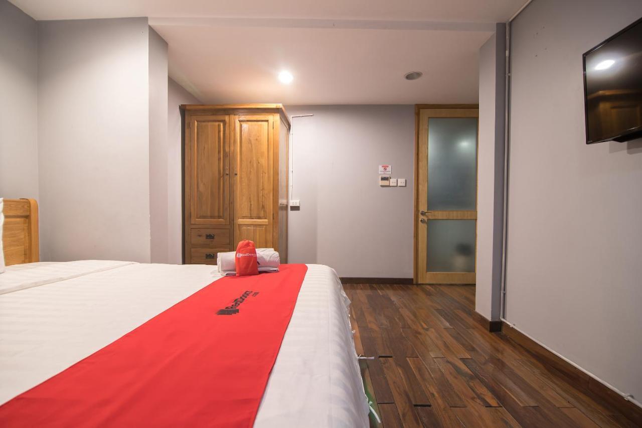 Reddoorz Hostel @ Signature Inn Ханой Екстериор снимка